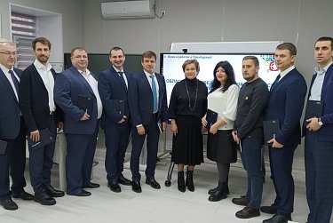 Создавать безопасные условия труда
